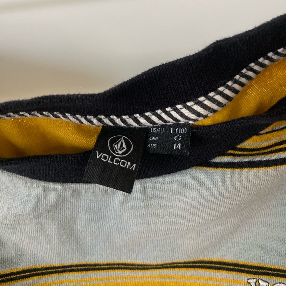 Volcom Tee - Picture 2 of 2